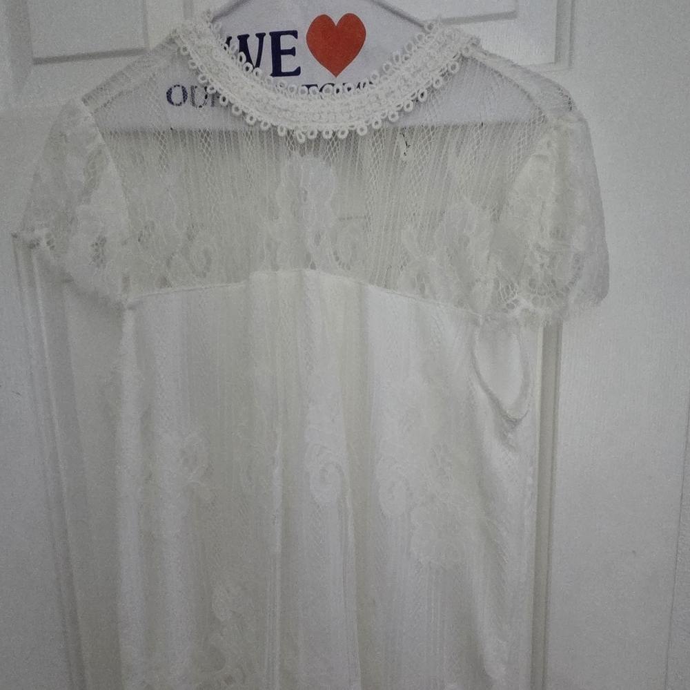 Elegant White Lace Blouse